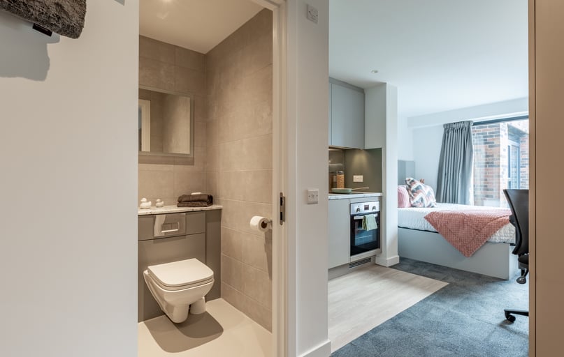 Silver Studio, Glasgow West End, 31 Gilbert Street, City Centre, Glasgow - Image 1